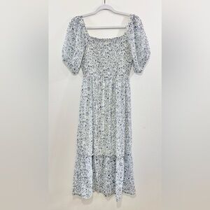 Jessica Simpson Blue and White Floral Smocked Dress Puff Sleeve Cottagecore